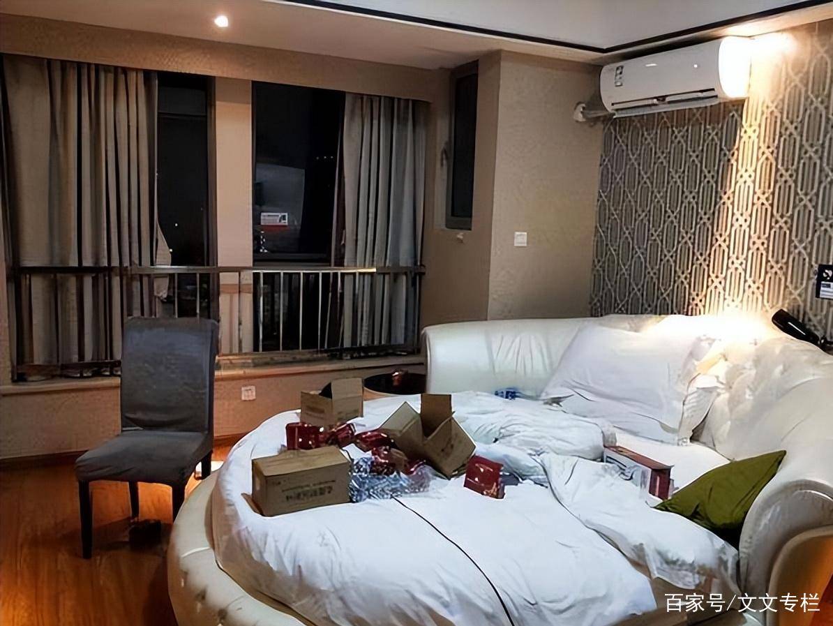 州游玩入住酒店被疯传慌乱中选择报警mg不朽情缘平台网站案例：情侣苏(图3)